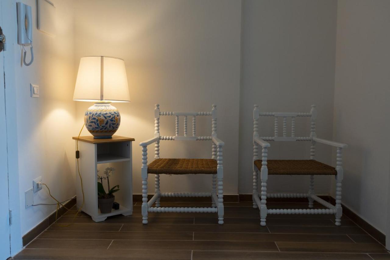 Palazzo Manzoni Apartments 巴里 外观 照片