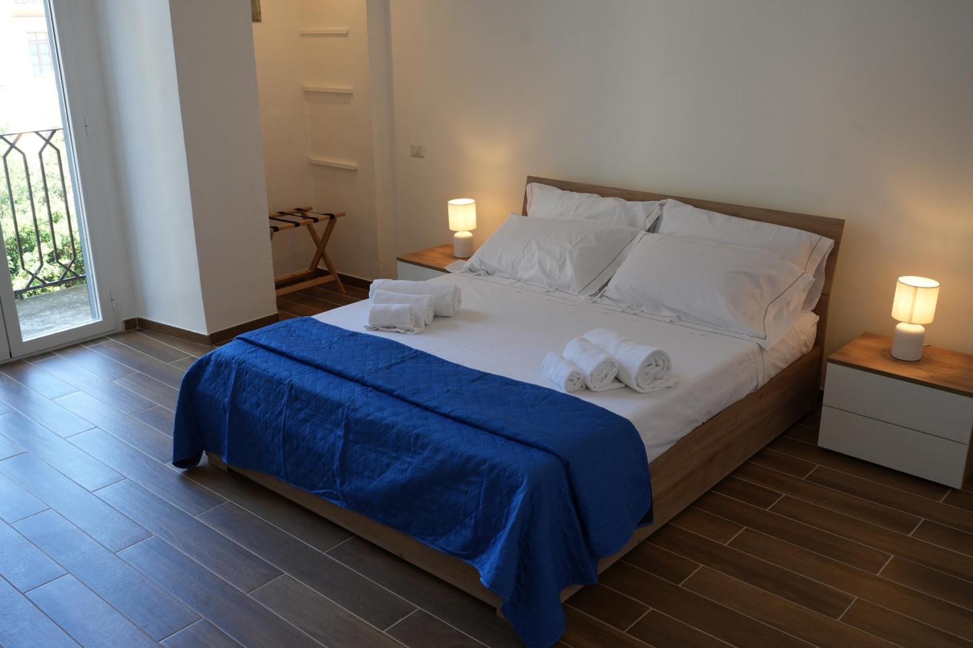 Palazzo Manzoni Apartments 巴里 外观 照片